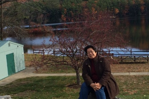 Woman in Dire Need of Medical Procedure Reaches Out via Crowdfunding and Offers a Valuable Service to Supporters